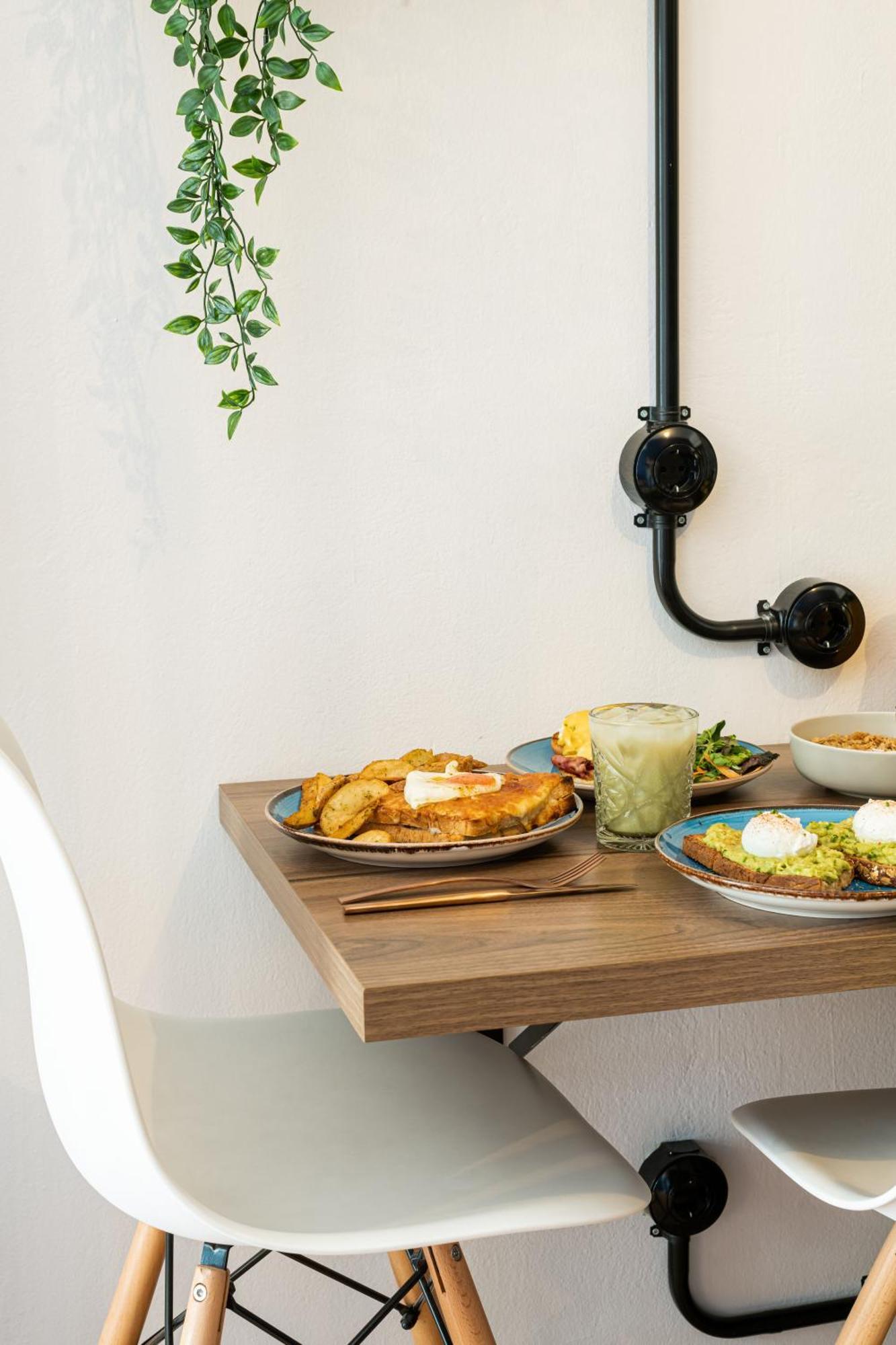 Moss - Beautiful Living In The Heart Of Athens Apartment ภายนอก รูปภาพ